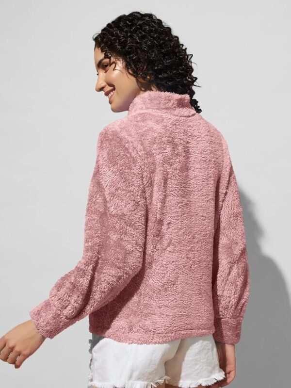 THE DRY STATE Women's Fur Pull Over With High Neck