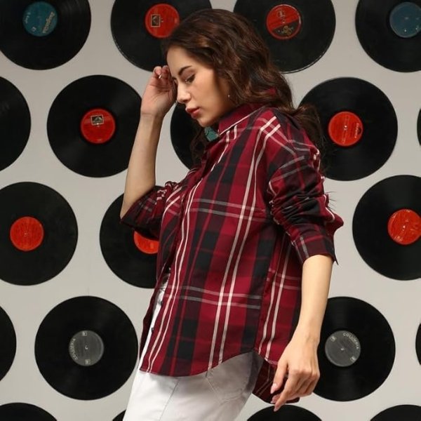 Campus Sutra Women's Polyester Blend Oversized Fit Shirt Buffalo-Check for Casual Wear | Spread Collar | Long Sleeves | Button Closure | Oversized Shirt Crafted with Comfort Fit for Everyday Wear