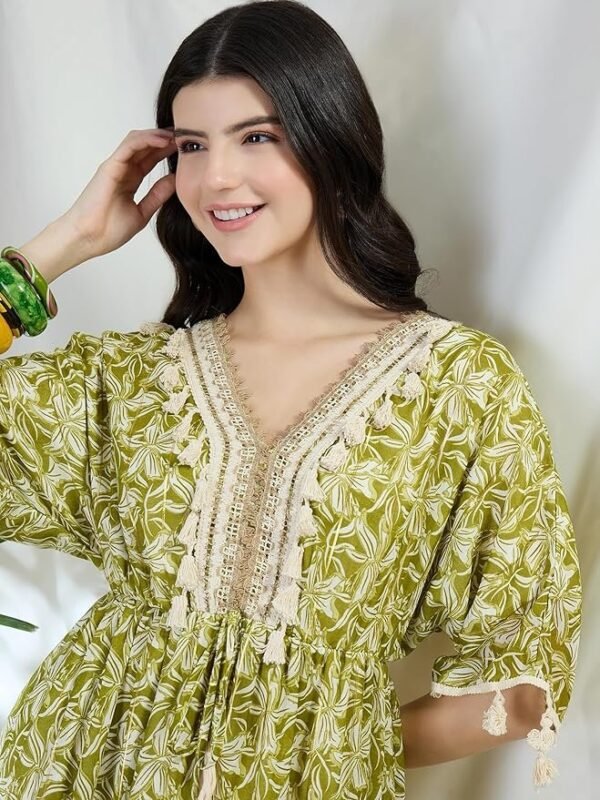 DRAPE AND DAZZLE Boho Floral Print Maxi Dress V-Neck with Lace Trim 3/4 Sleeves Olive Green &White