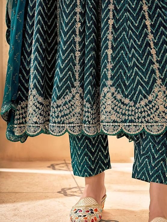 Amazon Brand - Tavasya Womens Kurta Set